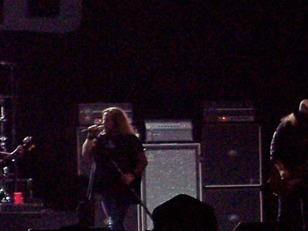 LynyrdSkynyrd2012-07-13CarParkBridgeviewIL (12).jpg